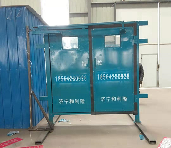 矿用竹胶板双向行车风门,和利隆竹胶板无压风门高分子材料制作 矿用竹胶板双向行车风门,和利隆竹胶板无压风门高分子材料制作