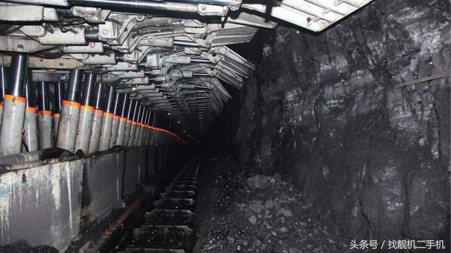 煤矿挖完煤以后,空了的地方怎么填?