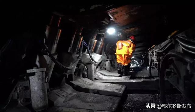 央视《走遍中国》专题片将报道鄂尔多斯这座超级煤矿!带你看矿井下的世界!